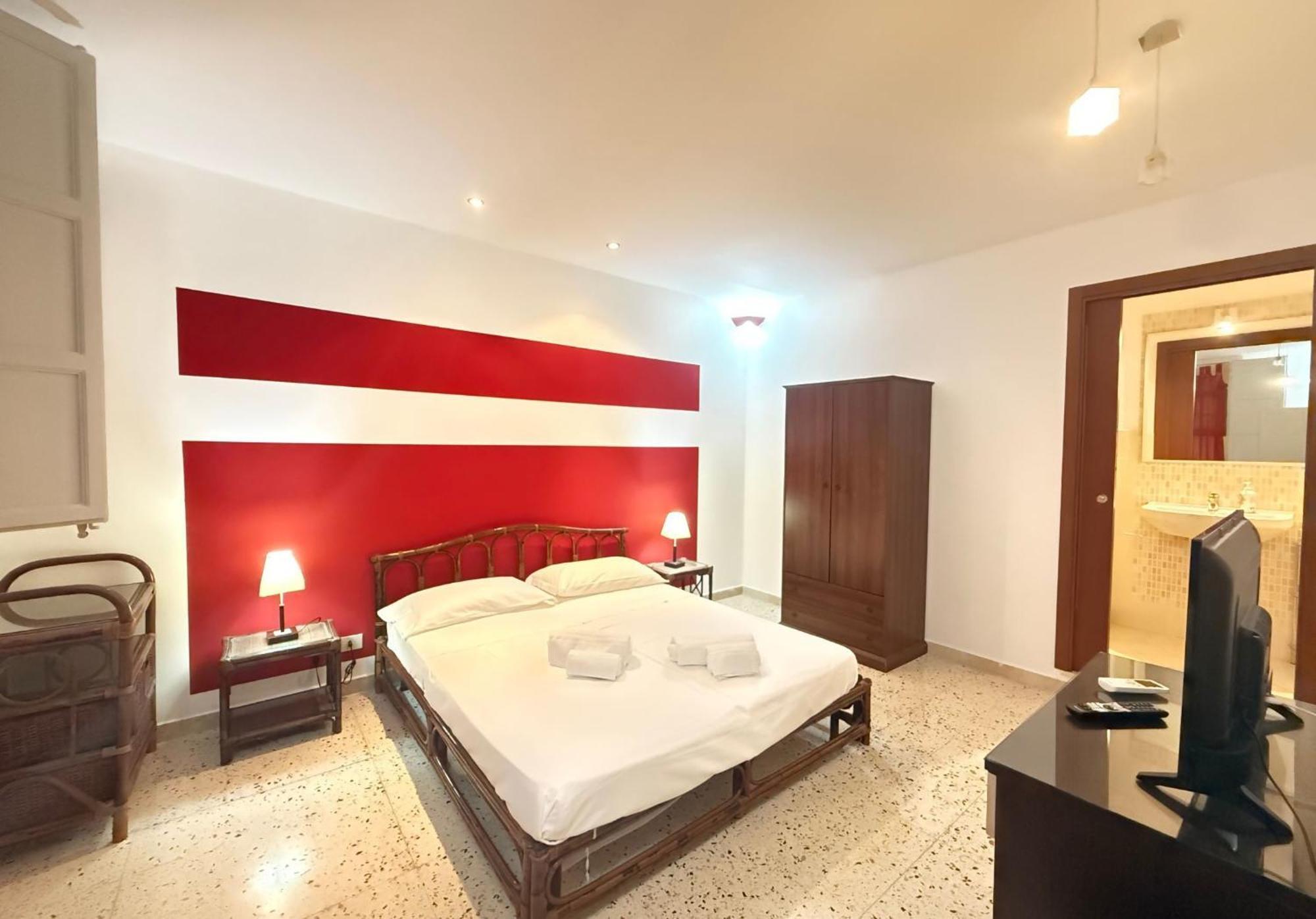 Casinadellepalme Appartamento In Centro Zona Porto Trapani Extérieur photo