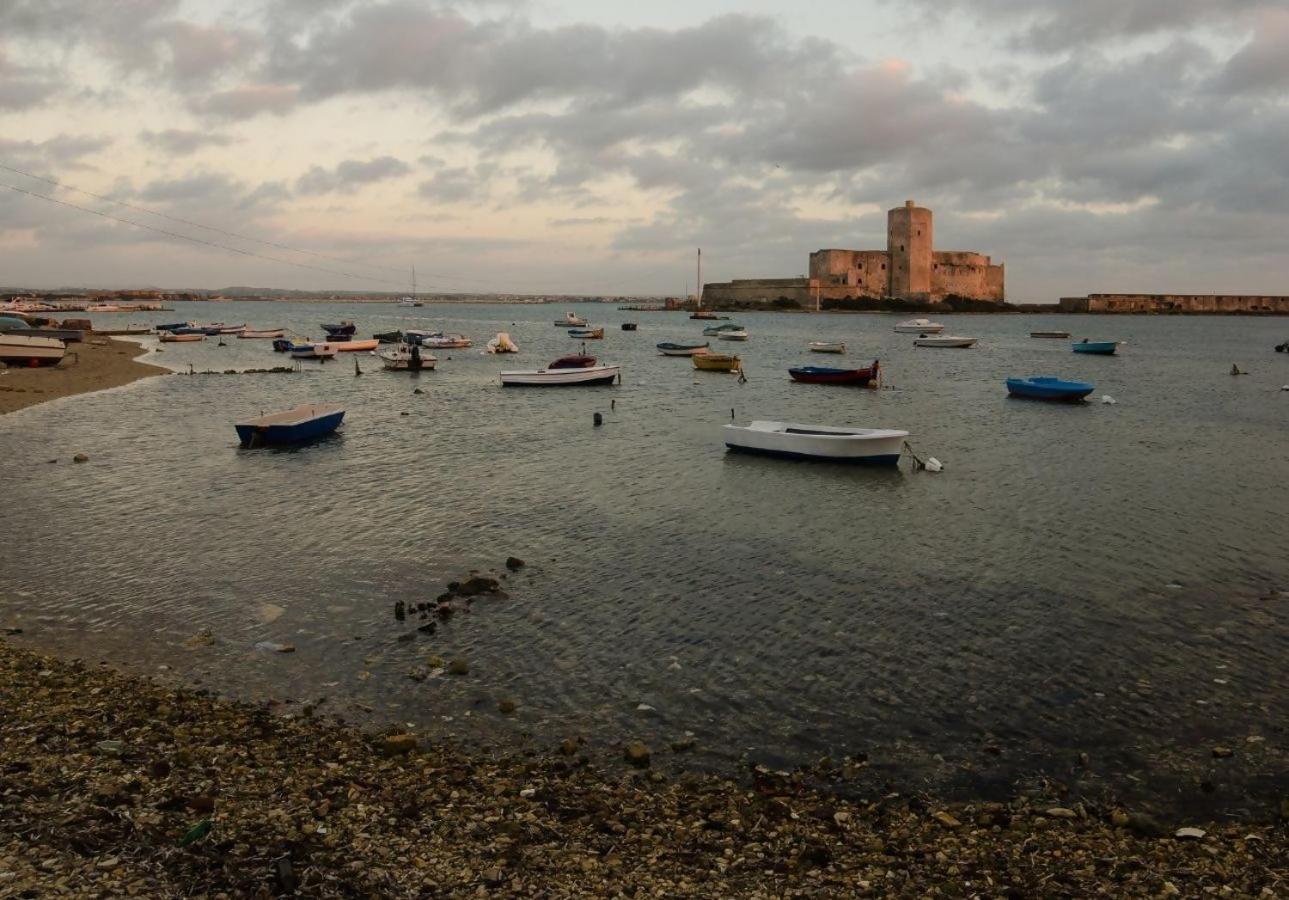 Casinadellepalme Appartamento In Centro Zona Porto Trapani Extérieur photo